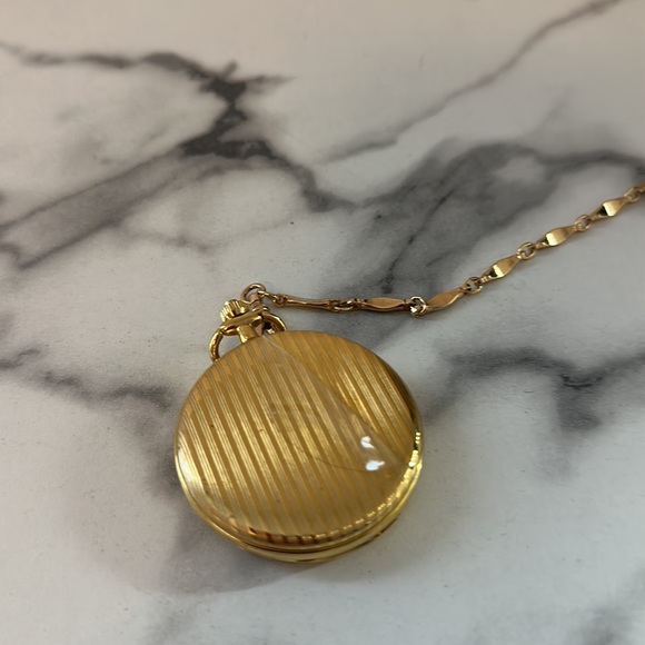 2- Goldtone Pocket watches- colibri and no brand - Picture 7 of 17